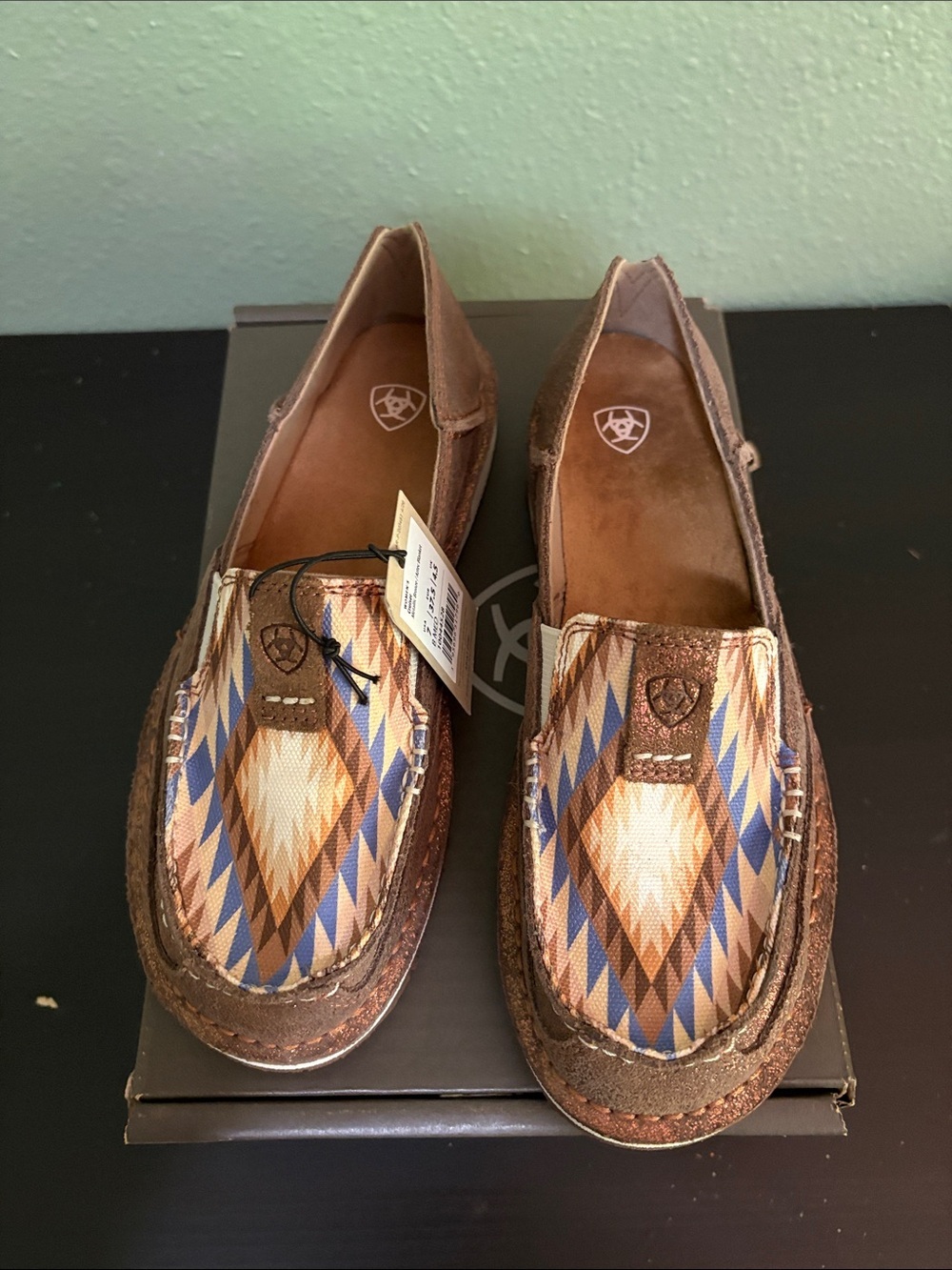 Ariat Women’s Cruiser Slip-On Loafers - Brown metallic Pattern Size 7 - Picture 2 of 4